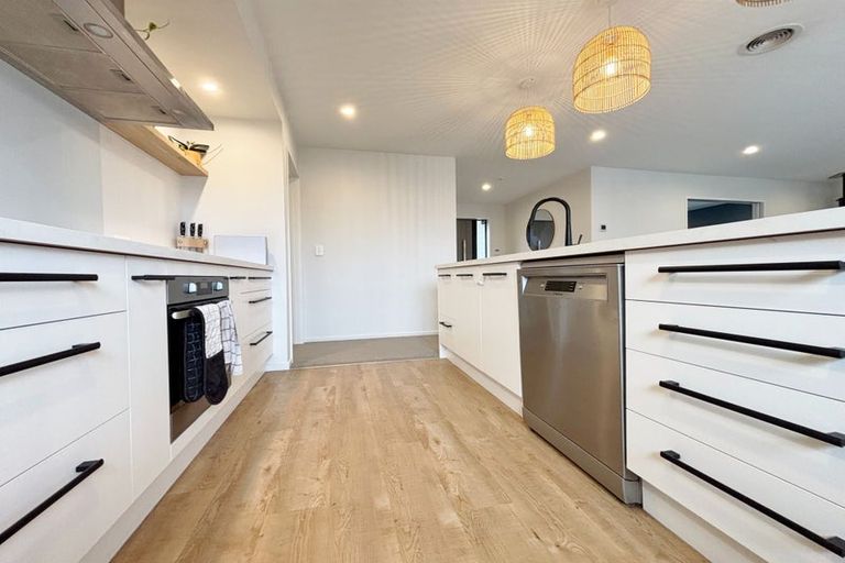 Photo of property in 17 Fairbairn Road, Rolleston, 7614