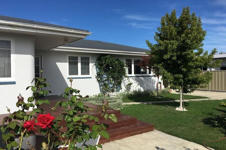 Photo of property in 9a Cornwall Road, Taradale, Napier, 4112