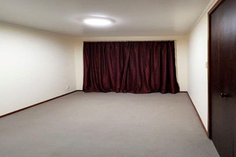 Photo of property in 40f3 Phillip Street, Johnsonville, Wellington, 6037