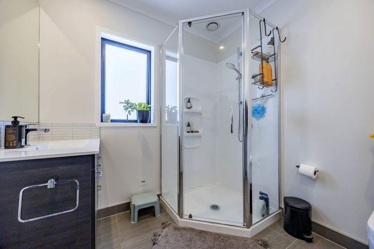 Photo of property in 97 Schoolside Road, Kumeu, 0810