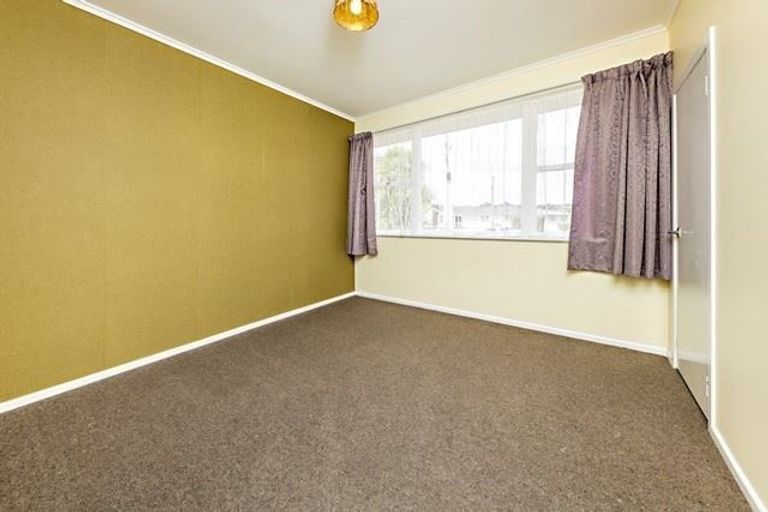 Photo of property in 14 Mountbatten Place, Papakura, 2110