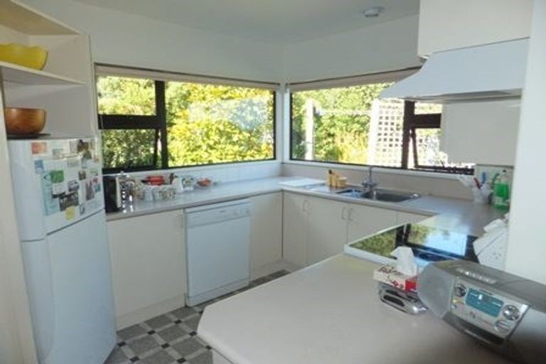 Photo of property in 12 Macmillan Avenue, Cashmere, Christchurch, 8022