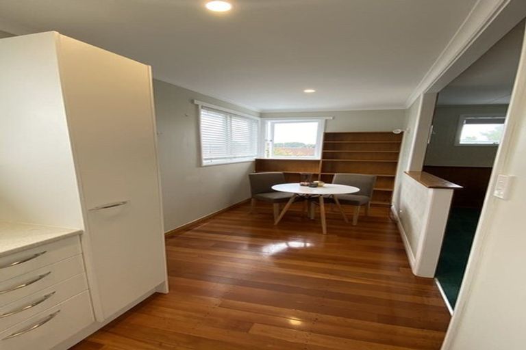 Photo of property in 49 Meeanee Road, Taradale, Napier, 4112