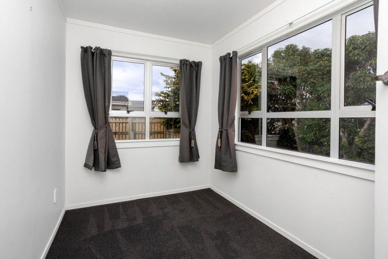 Photo of property in 47 Miller Street, Dannevirke, 4930