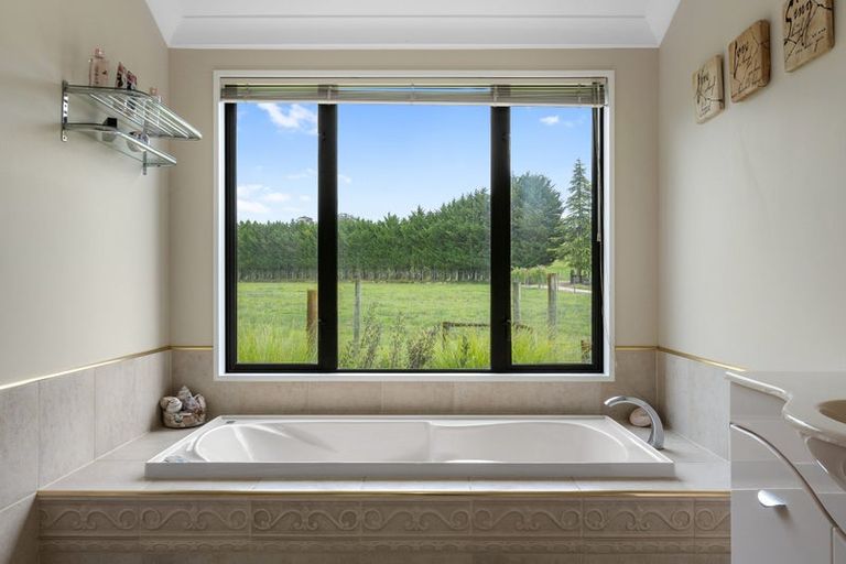 Photo of property in 71 Waiwhero Road, Lower Moutere, Upper Moutere, 7175