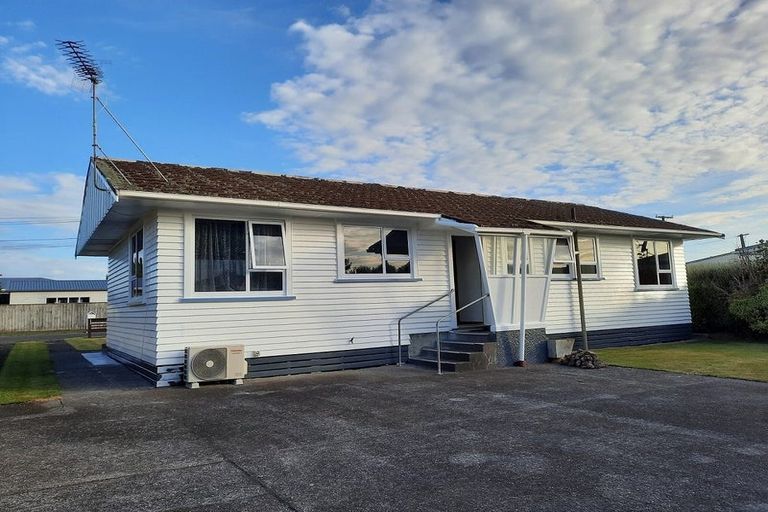 Photo of property in 46 Ramanui Avenue, Hawera, 4610