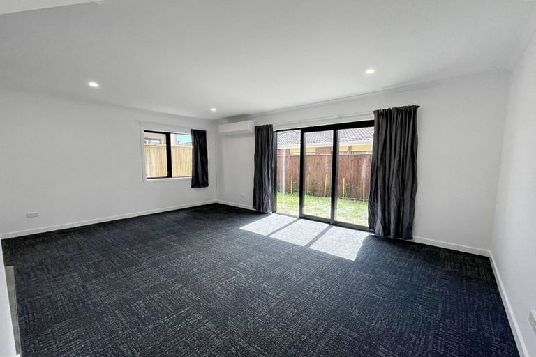 Photo of property in 83-85 Pitt Street, Palmerston North, 4410