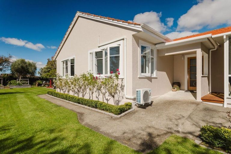 Photo of property in 64 Guy Street, Dannevirke, 4930