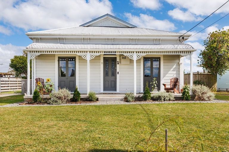 Photo of property in 3 Medway Street, Rongotea, 4476