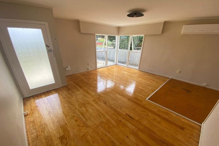 Photo of property in 11 Glen Norman Avenue, Henderson, Auckland, 0610