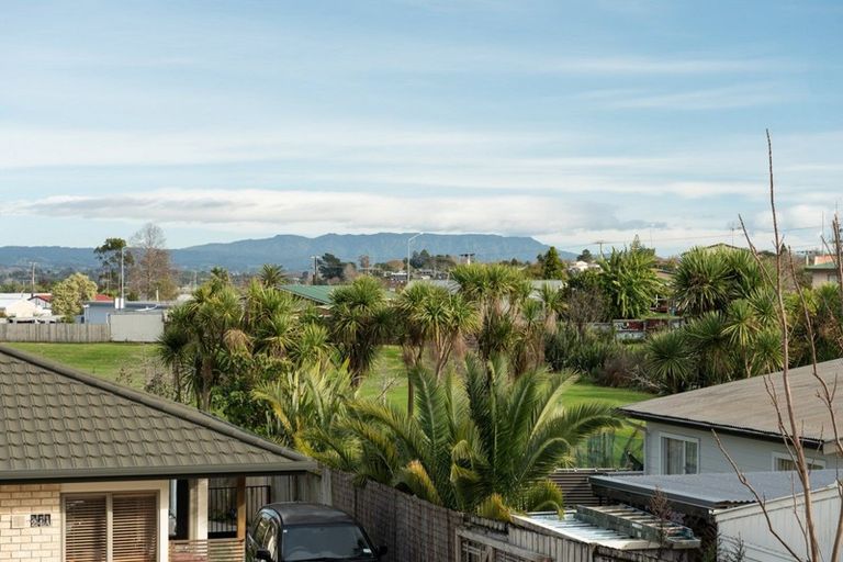 Photo of property in 24 Carlton Street, Bellevue, Tauranga, 3110