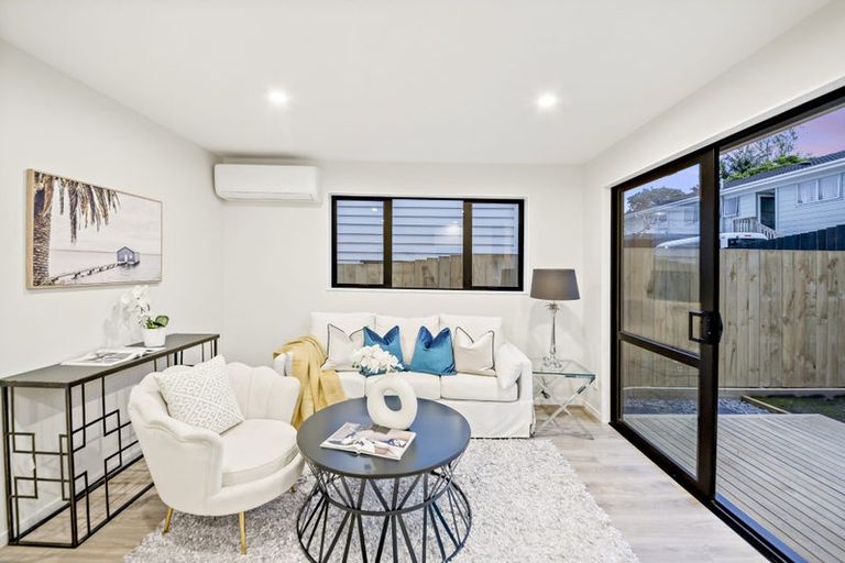 Photo of property in 8d Butterworth Drive, Glendene, 0602
