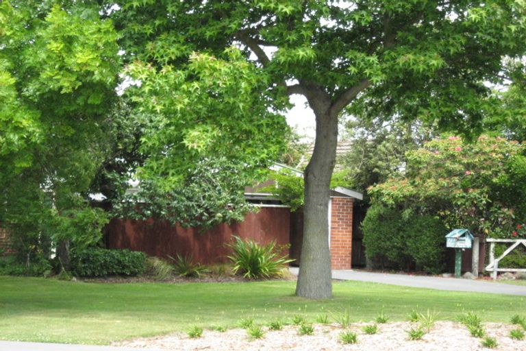 Photo of property in 16 Toorak Avenue, Avonhead, Christchurch, 8042