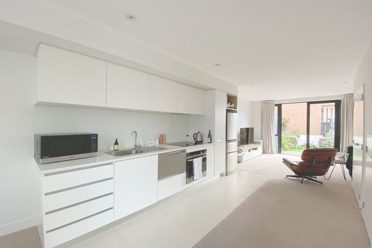 Photo of property in 4b Hastings Street, Hobsonville, Auckland, 0616