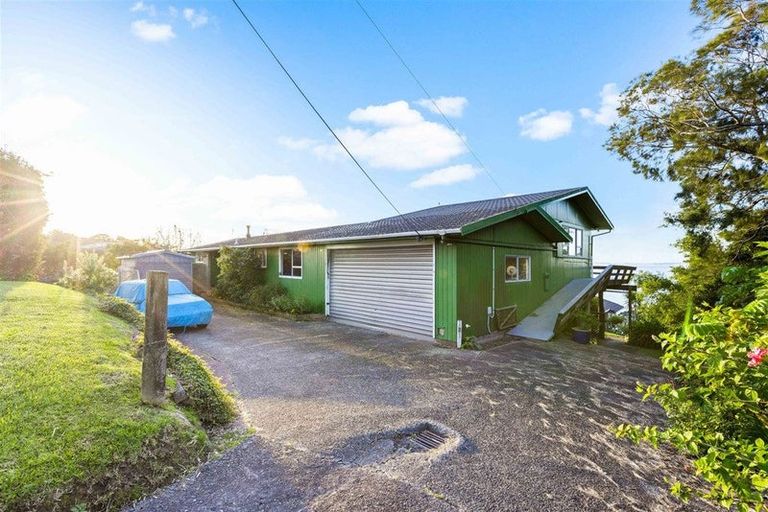 Photo of property in 14 Vipond Road, Stanmore Bay, Whangaparaoa, 0932