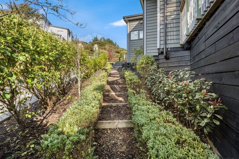 Photo of property in 122 Navigation Drive, Whitby, Porirua, 5024