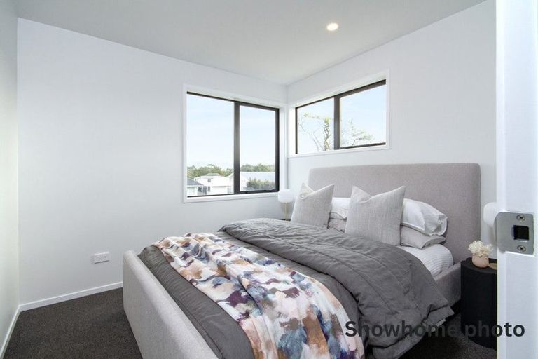 Photo of property in 11 Whati Lane, Henderson, Auckland, 0612