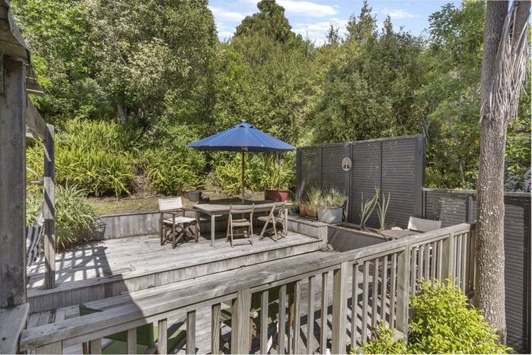 Photo of property in 107 Park Avenue, Whangamata, 3620