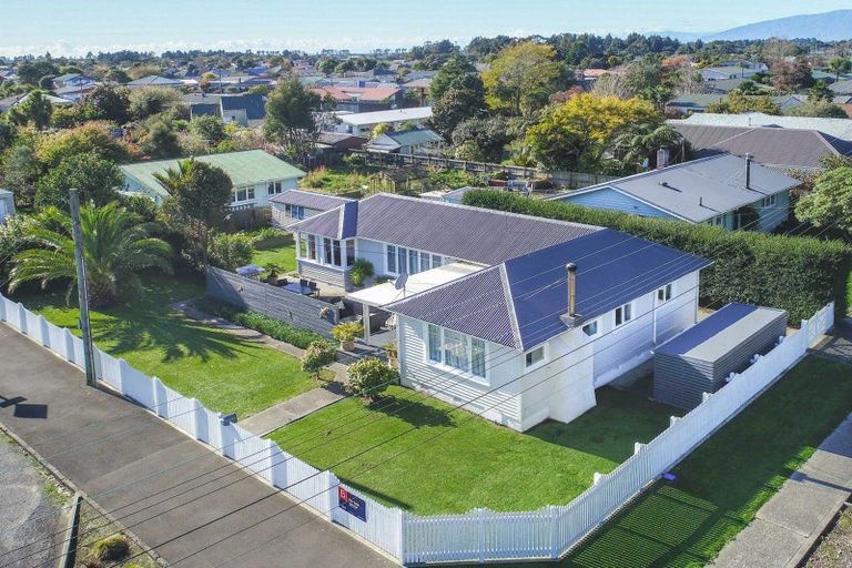 Photo of property in 161 Derby Street, Westport, 7825