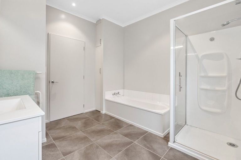 Photo of property in 6 West Avenue, Saint Clair, Dunedin, 9012