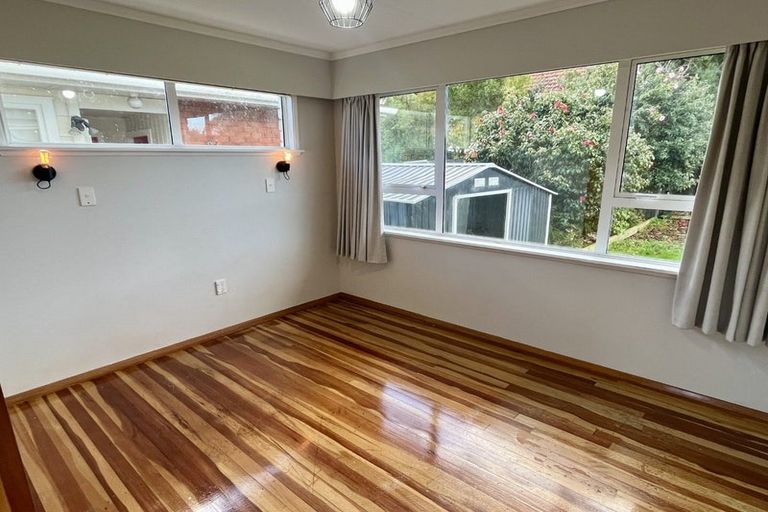Photo of property in 5 Hampden Street, Awapuni, Palmerston North, 4412