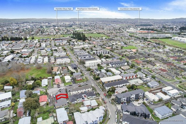 Photo of property in 3u2 June Place, Hamilton East, Hamilton, 3216