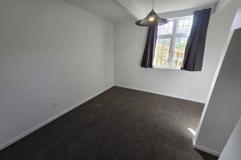 Photo of property in 106a The Parade, Island Bay, Wellington, 6023