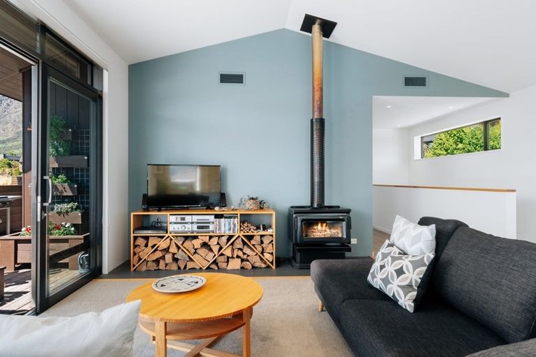 Photo of property in 7 Mckellar Drive, Jacks Point, Queenstown, 9371