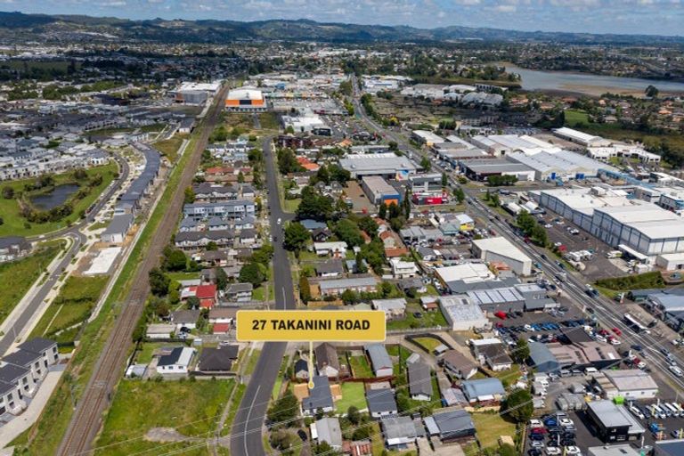 Photo of property in 27 Takanini Road, Takanini, 2112