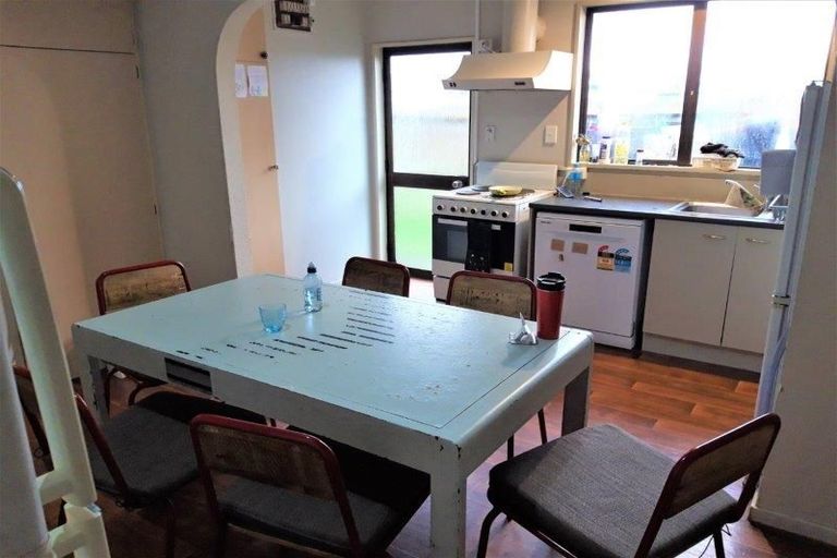 Photo of property in 69 Peverel Street, Riccarton, Christchurch, 8041