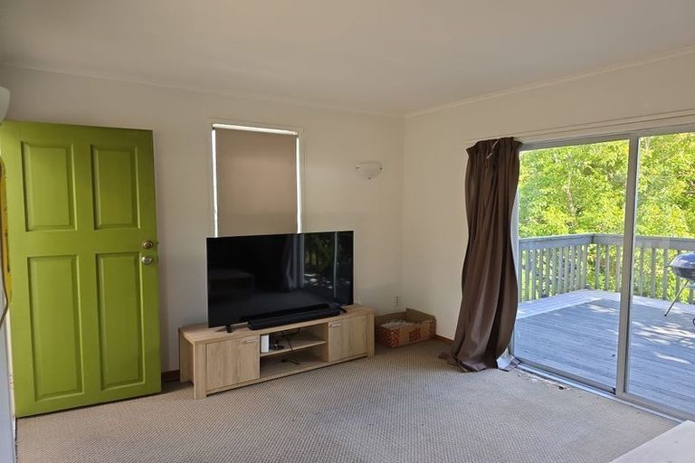 Photo of property in 73 Alexander Avenue, Torbay, Auckland, 0630