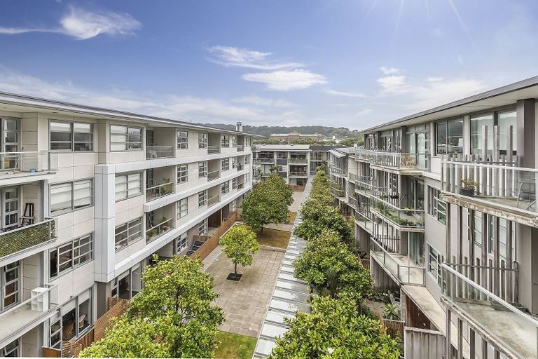 Photo of property in Revolucion Apartments, 105n/28 Torrens Terrace, Mount Cook, Wellington, 6011
