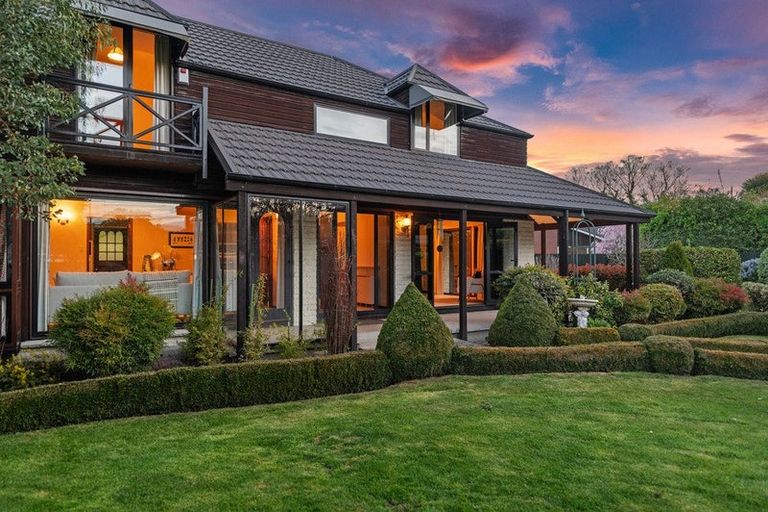 Photo of property in 54a Greers Road, Burnside, Christchurch, 8041