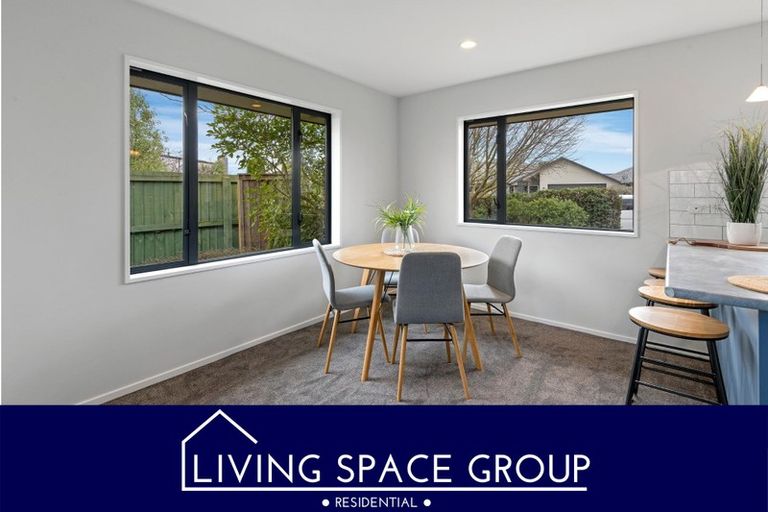 Photo of property in 3 Linkwater Way, Parklands, Christchurch, 8083