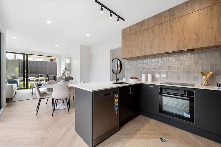 Photo of property in 7/8 Bennett Road, Pakuranga, Auckland, 2010