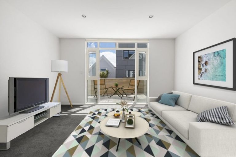 Photo of property in Pirie Street Townhouses, 31/35u Pirie Street, Mount Victoria, Wellington, 6011