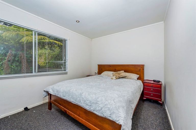 Photo of property in 329 Don Buck Road, Massey, Auckland, 0614