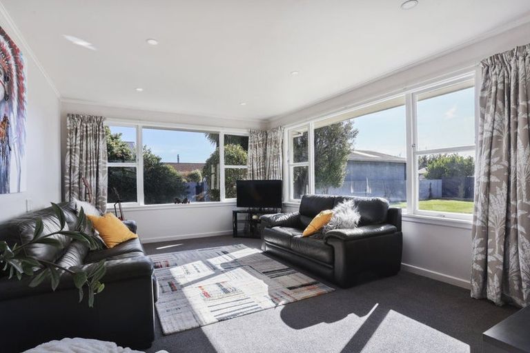 Photo of property in 82 East Belt, Rangiora, 7400