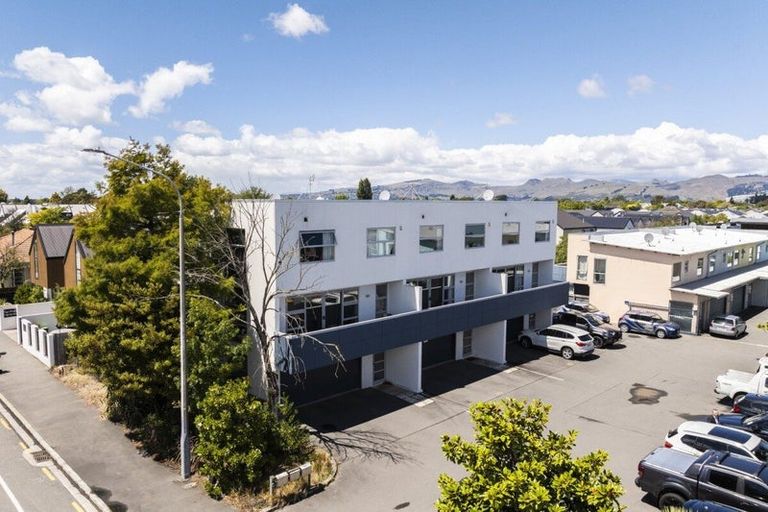 Photo of property in 88a Edgeware Road, St Albans, Christchurch, 8014