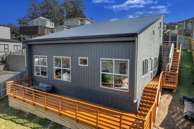 Photo of property in 6 Mara Waina Place, Swanson, Auckland, 0614
