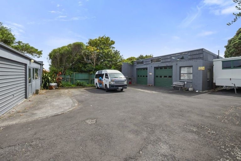Photo of property in 17a Cutfield Road, New Plymouth, 4310