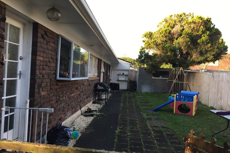 Photo of property in 3/113 Clovelly Road, Bucklands Beach, Auckland, 2012