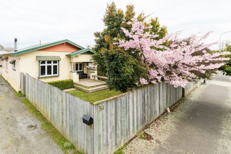 Photo of property in 54 Roy Street, Palmerston North, 4410