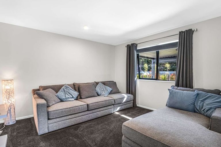 Photo of property in 1 Cox Lane, Amberley, 7410