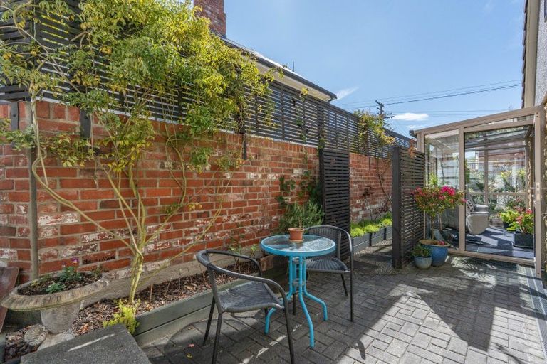 Photo of property in 76 Arthur Street, Dunedin Central, Dunedin, 9016