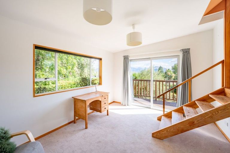 Photo of property in 37 Faulks Terrace, Wanaka, 9305