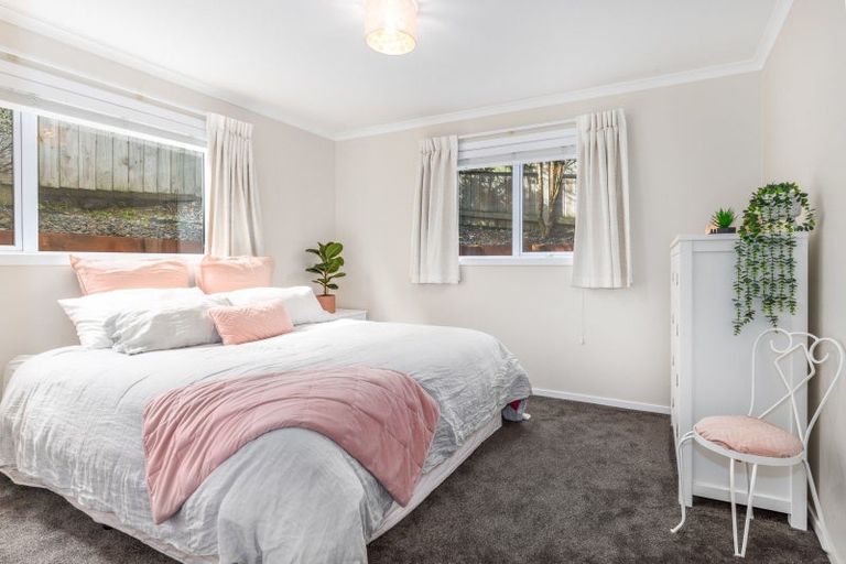 Photo of property in 21a Richard Street, Titahi Bay, Porirua, 5022