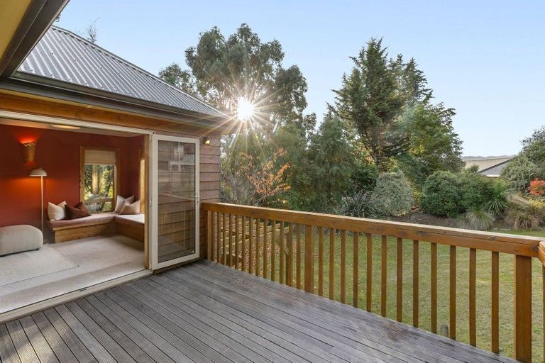 Photo of property in 8 Drake Place, Lake Hawea, Wanaka, 9382