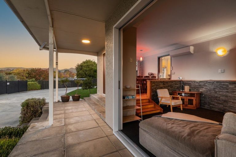 Photo of property in 32 Lucknow Road, Havelock North, 4130