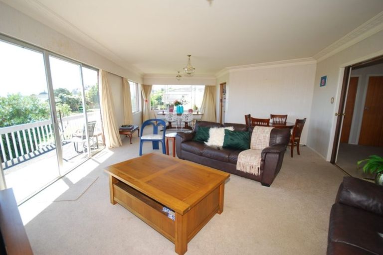 Photo of property in 105 Hutchinsons Road, Bucklands Beach, Auckland, 2014